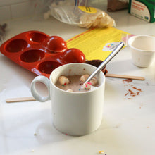 Load image into Gallery viewer, Make Your Own Hot Cocoa Bombs Kit!
